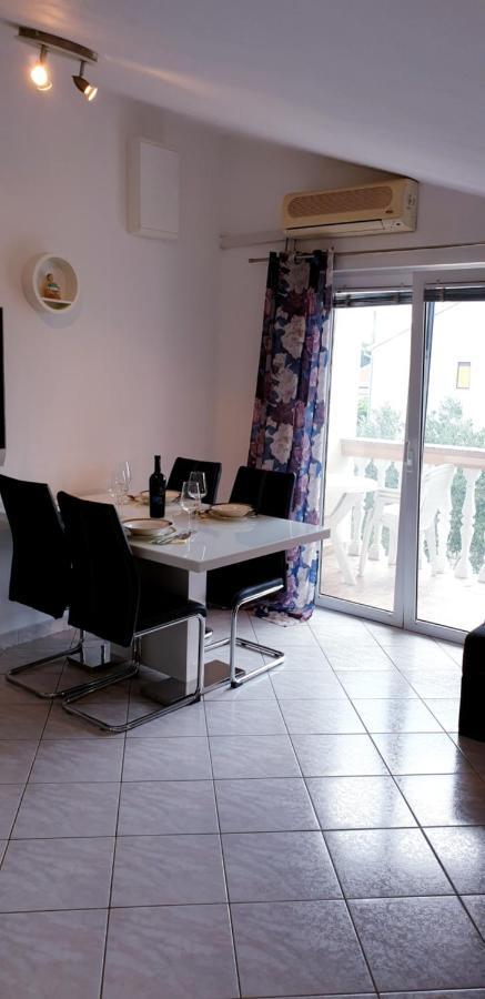 Apartment Antonio ビオグラード・ナ・モル エクステリア 写真